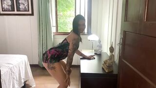 ESSA REBOLADA FAZ QUALQUER UM DELIRAR 