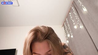 POV Virtual Sex Cumshot: a Sexy Girlfriend Met me from a Business Trip