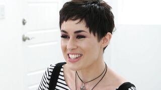 Beautiful Babe Kate Utopia Fingers her Pussy till Crazy Orgasm - DOEGIRLS