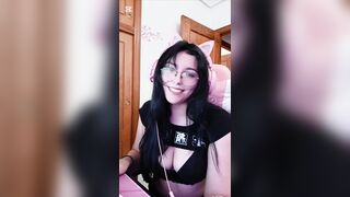 Emo/goth Egirl Erniedrigt Dich Cuckold