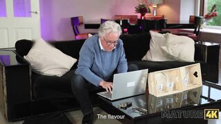 MATURE4K. her Sexy Business Turned into a Hot Sex with the Neighbour, while Husband was Waiting next