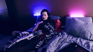 Pale Skin GOTH GIRL Caught Fingering herself