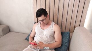 Delivery Girls who Suck your Dick are Rated 5 Stars for Good Service - Lian Grey & Jery Lee