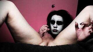 Black Metal Goth Deepthroats so Good that she Gets two Throatpies