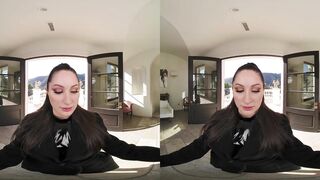 Curvy Domino Babe in Latex Bella Blu wants to Celebrate Anniversary in BDSM Style