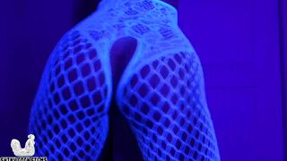 MILF Twerking Tease: Big Booty Bouncing - Jane Cane