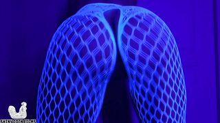MILF Twerking Tease: Big Booty Bouncing - Jane Cane