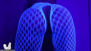 MILF Twerking Tease: Big Booty Bouncing - Jane Cane