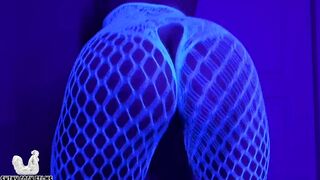 MILF Twerking Tease: Big Booty Bouncing - Jane Cane