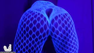 MILF Twerking Tease: Big Booty Bouncing - Jane Cane