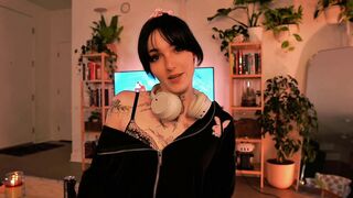 Tattooed Big Booty Goth Slut Dominates me after Beating me in Mario Kart