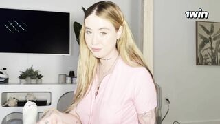 Woke up with Morning Wood Sucked off by Beautiful Green Eyed Step Sis