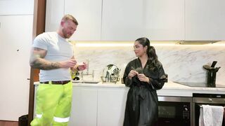 Yasmina Khan Asks Workman to Cheat on Girlfriend and Film a Sextape with Huge Facial for her Pages