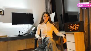 Babysitter Nymphomaniac knows how to Approach a Virgin Bad Boy(18+) with Plot and Conversation