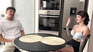 Vecina Queda Fuera De Su Casa y Le Ayudo a que Entre... TODA, Ft. Badvanne (PART 01 of 03)