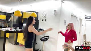 Extreme Squirting Orgasm with two Dicks - Free