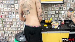 Extreme Squirting Orgasm with two Dicks - Free