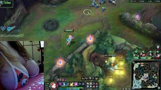 Neeko Support Deepthroats Dildo and Plays with herself in Lane