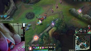 Neeko Support Deepthroats Dildo and Plays with herself in Lane