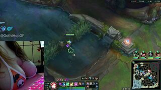 Neeko Support Deepthroats Dildo and Plays with herself in Lane