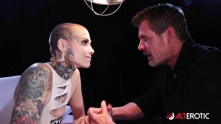 Tattooed Prisoner Titi Ramone Fucks the Detective
