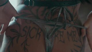 Im here to Strip and Tease you Daddy