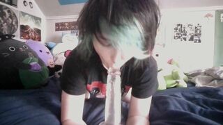 Slutty Goth Teen Woke up Horny