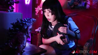 Marica Hase Gets Turned on while Watching a Movie