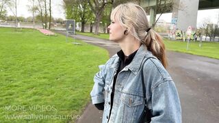 Riskante Spritzige Gondelfahrt - Blowjob Date in Der Seilbahn