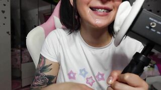 EARLICKING Countdown Close ASMR