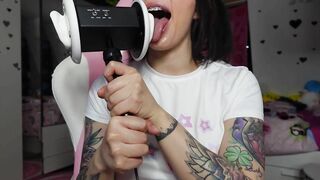 EARLICKING Countdown Close ASMR