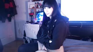 Big Step Sister has to Fuck me if she wants her Phone Back, just like last Time