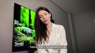 Сunning Сlient Deceived the Masseuse and Fucked her Pussy