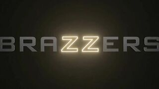 Freeuse Yoga and Shower Fuck - Cherie Deville / Brazzers