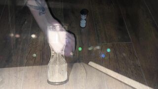 Jugando Al Dado Del Sexo - Blackroom Con Pao Maldonado