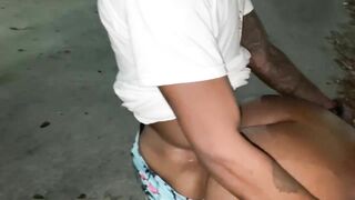 Thick Fat Pussy Ebony Fucks a Fan outside in Miami 