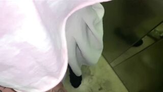 I Met a Schoolgirl on the Street and Fucked her in the Entrance.