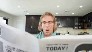 Scissor Happy Slut Gets MILF Threesome - Natasha Nice, Kaiia Eve / Brazzers