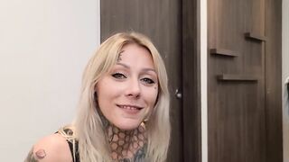 Tattooed Babe Nayomi Sharp Sucks Sascha's Big Cock