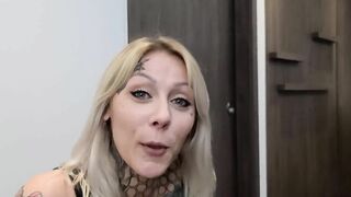 Tattooed Babe Nayomi Sharp Sucks Sascha's Big Cock