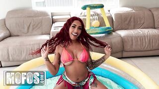 MOFOS - Kona Jade makes a Sex Video with Berry McKockiner as a Promise to her Horny Followers