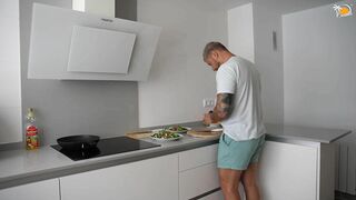 Pussy Served and Creampied for Dinner - Amateur Couple