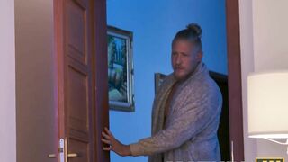 MATURE4K. Real American