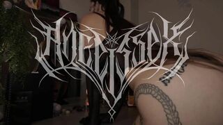 He Painted my Face after Fucking me on my Makeup Table / Angelssex