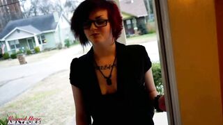 Alternative Hottie Marci Gets her Clit Vibed to Orgasm!