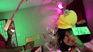 Luna Baby Gets Room Service Massage and BBC From Musa Phoenix aka Duke Nightbreak