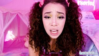 Willow Has A Neighborly Pussy