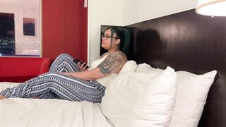 Casting Curvy: Nude Modeling with my Insanely Thick Step Sis