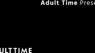 ADULT TIME Hot Goth Lesbians Jessie Lee & Sheena Rose Eat Ass & Scissor