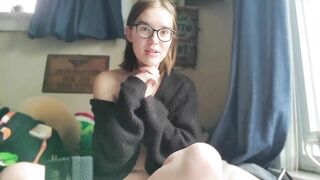 Shaking orgasm + smoke sesh - IzzyHellbourne